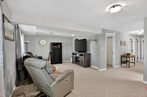 1802 Oak Knoll Drive NE Alexandria MN 56308