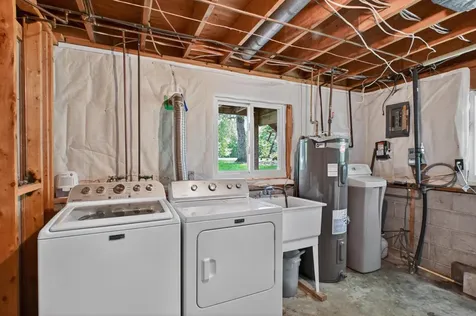 1802 Oak Knoll Drive NE Alexandria MN 56308