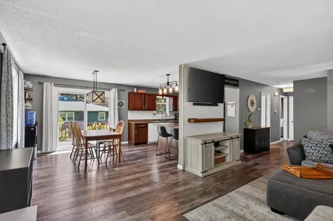 1802 Oak Knoll Drive NE Alexandria MN 56308