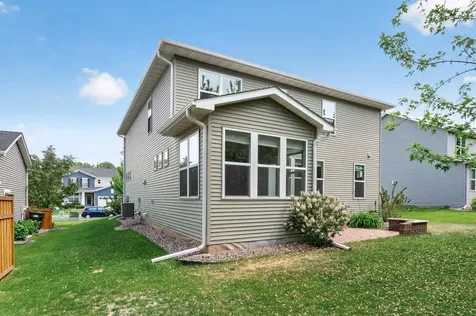 532 Aidan Cove Eagan MN 55123