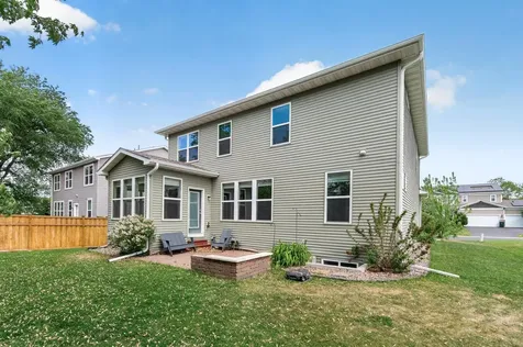 532 Aidan Cove Eagan MN 55123