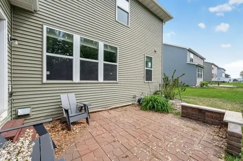 532 Aidan Cove Eagan MN 55123