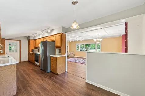 12020 Mayflower Circle Hopkins MN 55305
