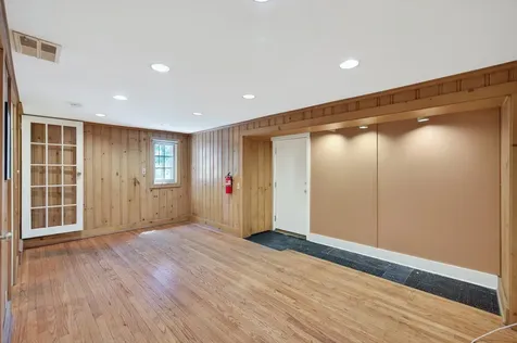 12020 Mayflower Circle Hopkins MN 55305