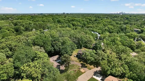 12020 Mayflower Circle Hopkins MN 55305