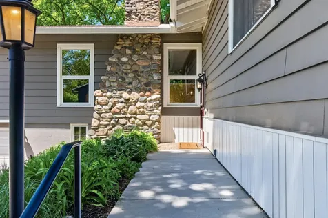 12020 Mayflower Circle Hopkins MN 55305
