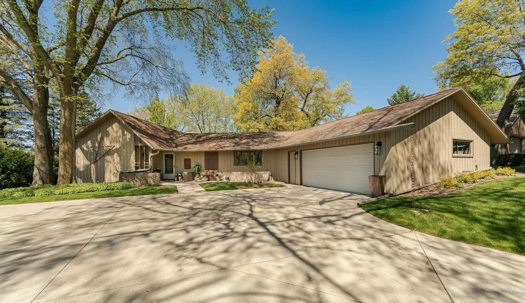 1805 Teton Lane NE Rochester MN 55906
