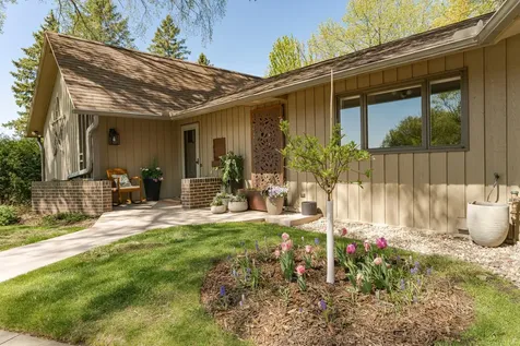 1805 Teton Lane NE Rochester MN 55906