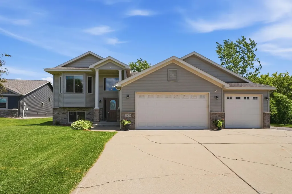 1306 Iris Lane NE Saint Joseph MN 56374