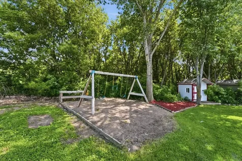 1306 Iris Lane NE Saint Joseph MN 56374