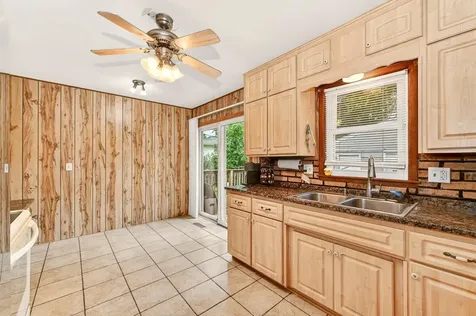 2412 25th Street NW Rochester MN 55901