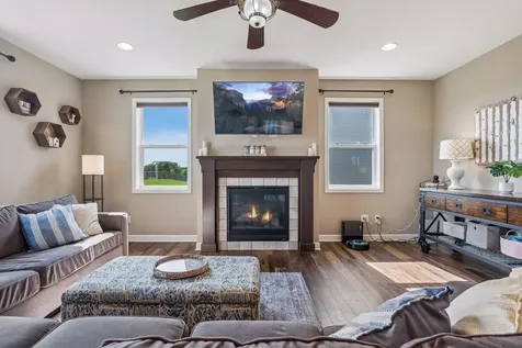4367 Parkview Circle Anoka MN 55303