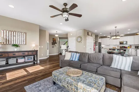 4367 Parkview Circle Anoka MN 55303
