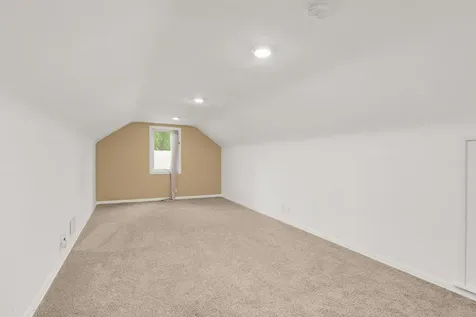 405 1st Avenue SE New Prague MN 56071