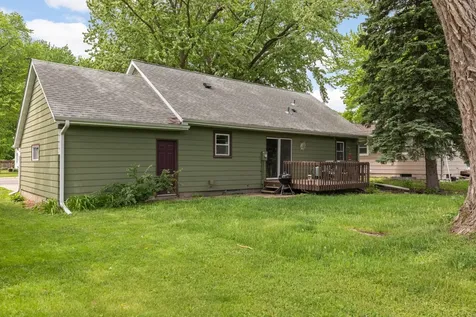 405 1st Avenue SE New Prague MN 56071