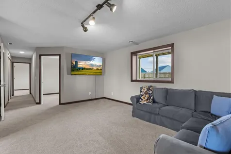 8522 Ebersole Avenue NE Monticello MN 55362