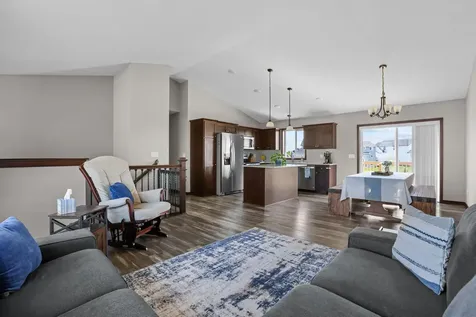 8522 Ebersole Avenue NE Monticello MN 55362