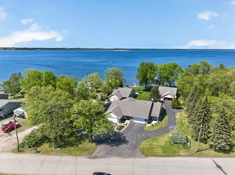 1761 E Lake Street Osakis MN 56360