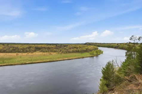E8200 260th Avenue Elk Mound WI 54739