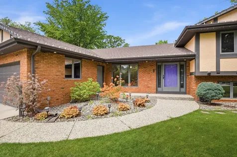5724 Auto Club Circle Bloomington MN 55437