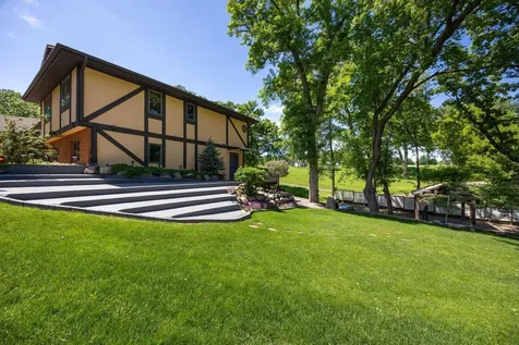 5724 Auto Club Circle Bloomington MN 55437