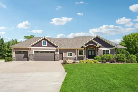 1528 Cottonwood Trail New Prague MN 56071