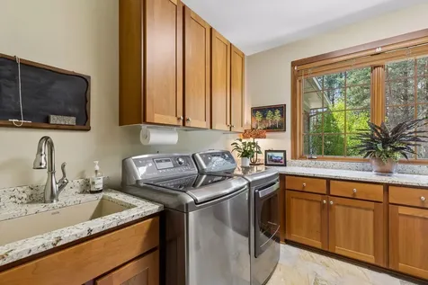 2289 Northridge Avenue Circle Stillwater MN 55082