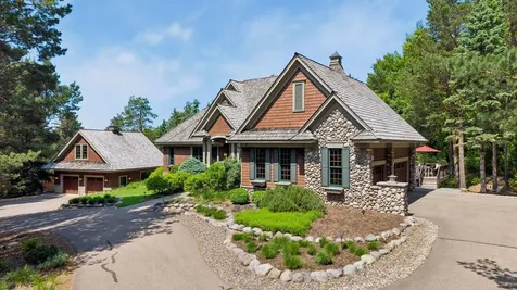 2289 Northridge Avenue Circle Stillwater MN 55082
