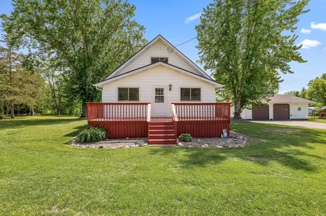 124 E 6th Street Randall MN 56475