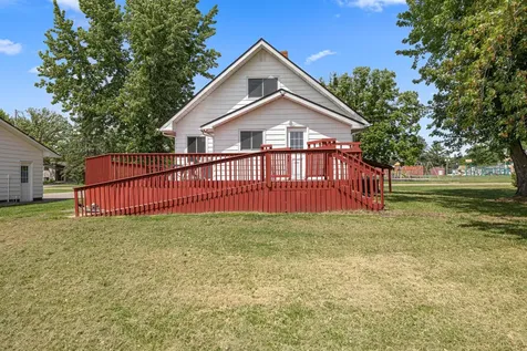 124 E 6th Street Randall MN 56475