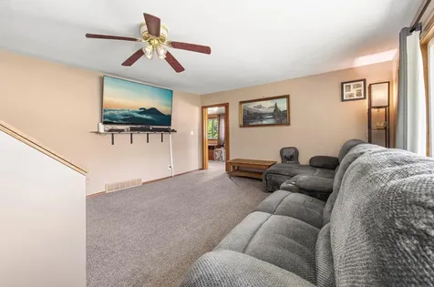 124 E 6th Street Randall MN 56475
