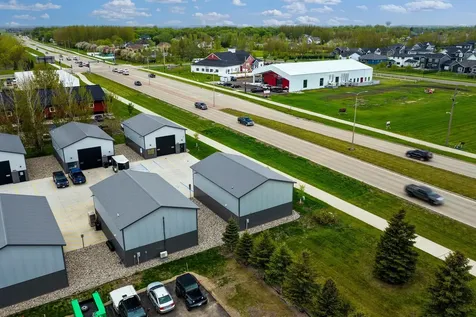 6141 53rd Avenue S Fargo ND 58104