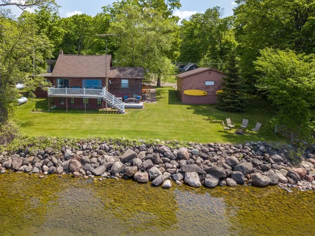 47001 Whistle Road Isle MN 56342