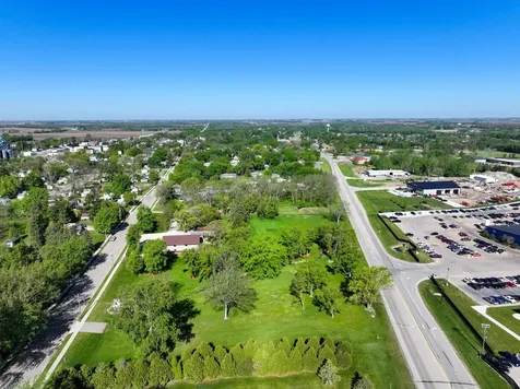 406 2nd Street NE Dodge Center MN 55927