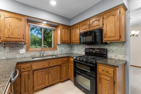 10130 31st Avenue N Plymouth MN 55441