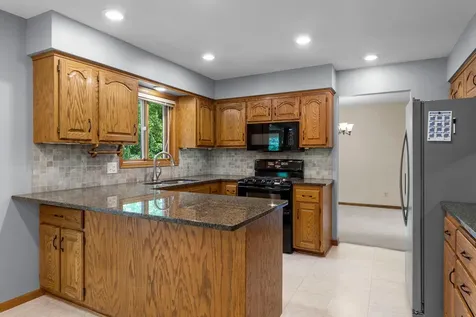 10130 31st Avenue N Plymouth MN 55441