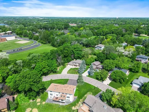 10130 31st Avenue N Plymouth MN 55441