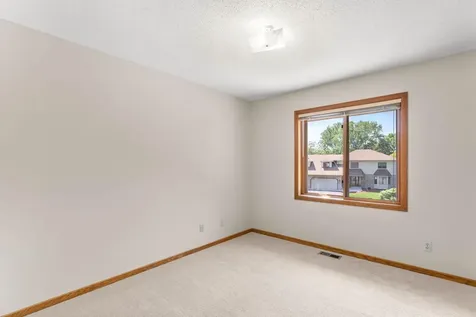 10130 31st Avenue N Plymouth MN 55441