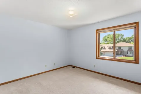 10130 31st Avenue N Plymouth MN 55441