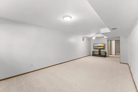 10130 31st Avenue N Plymouth MN 55441