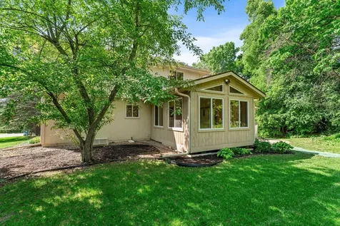 10130 31st Avenue N Plymouth MN 55441