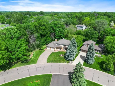 10130 31st Avenue N Plymouth MN 55441