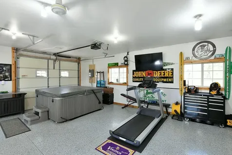 347 4th Avenue W Hunter ND 58048