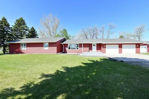 347 4th Avenue W Hunter ND 58048