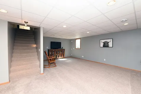 347 4th Avenue W Hunter ND 58048