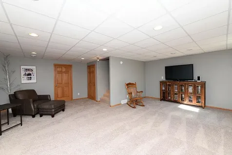 347 4th Avenue W Hunter ND 58048
