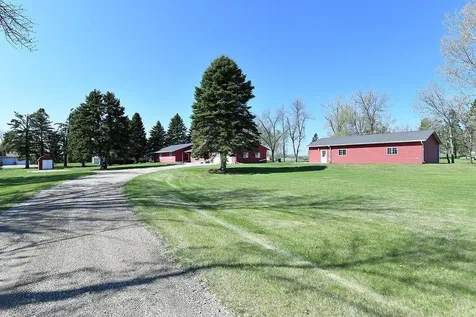 347 4th Avenue W Hunter ND 58048