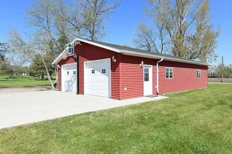 347 4th Avenue W Hunter ND 58048
