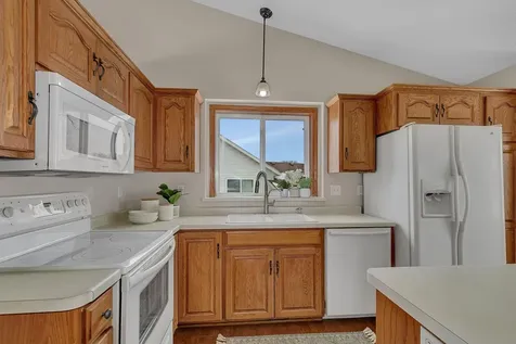 1540 Timberdoodle Drive Saint Cloud MN 56303