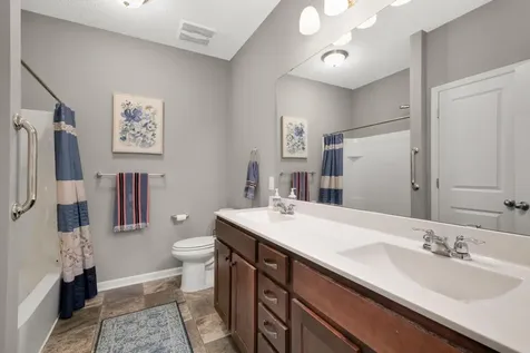 554 Cannon Way Dundas MN 55019